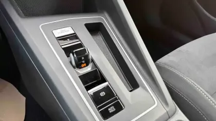 Photo 23 Volkswagen Golf  1.5 eTSI OPF 150 DSG7