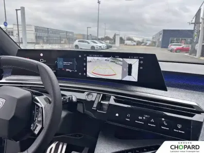 Photo 11 Peugeot 5008  Hybrid 145 e-DCS6