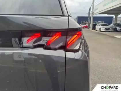 Photo 22 Peugeot 5008  Hybrid 145 e-DCS6