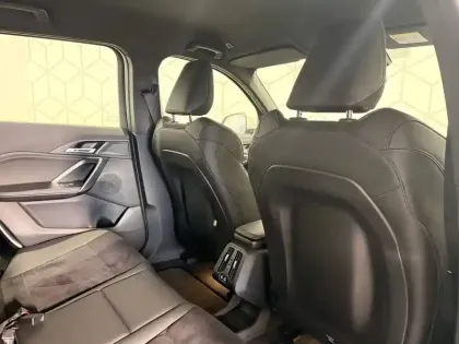 Photo 26 BMW X1 i eDrive20 204ch BVA