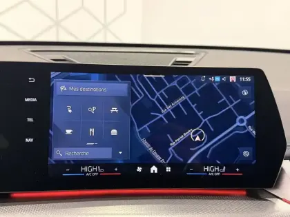 Photo 18 BMW X1 i eDrive20 204ch BVA