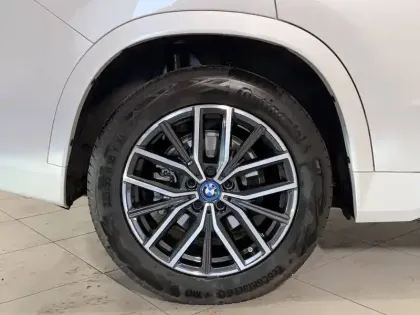 Photo 31 BMW X1 i eDrive20 204ch BVA