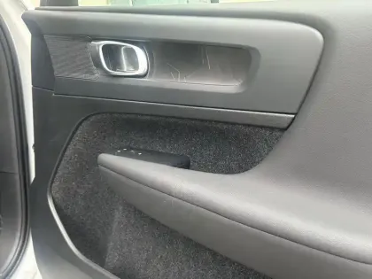 Photo 21 Volvo Xc40  T4 Recharge 129+82 ch DCT7