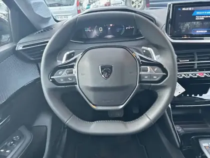 Photo 31 Peugeot 208  Hybrid 110 e-DCS6