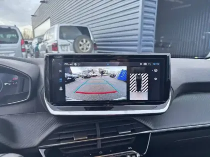 Photo 37 Peugeot 208  Hybrid 110 e-DCS6