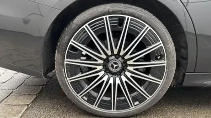 Photo 11 Mercedes Classe E  Break 220 d 9G-Tronic