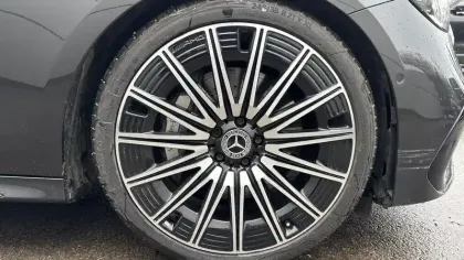 Photo 12 Mercedes Classe E  Break 220 d 9G-Tronic