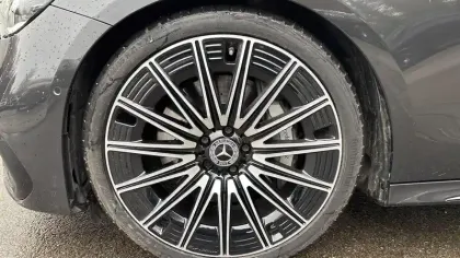 Photo 8 Mercedes Classe E  Break 220 d 9G-Tronic