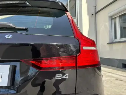 Photo 13 Volvo V60  B4 197 ch DCT7