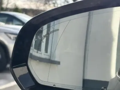 Photo 7 Volvo V60  B4 197 ch DCT7