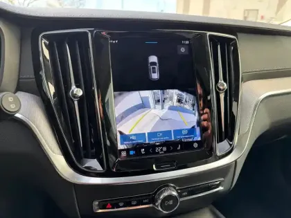 Photo 9 Volvo V60  B4 197 ch DCT7