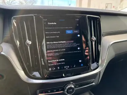 Photo 12 Volvo V60  B4 197 ch DCT7