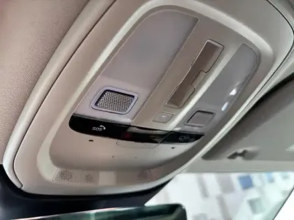 Photo 27 Volvo V60  B4 197 ch DCT7