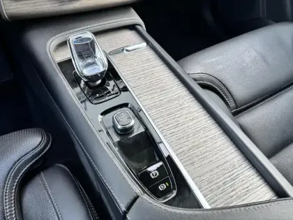 Photo 38 Volvo Xc90 Gén. II Ph2 NG Ultra Style Chro 5