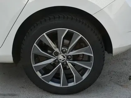 Photo 26 Skoda Fabia  1.0 TSI 95 ch Greentec