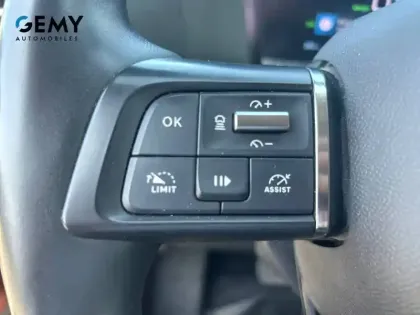 Photo 15 Citroën C4 e- 136 ch Automatique