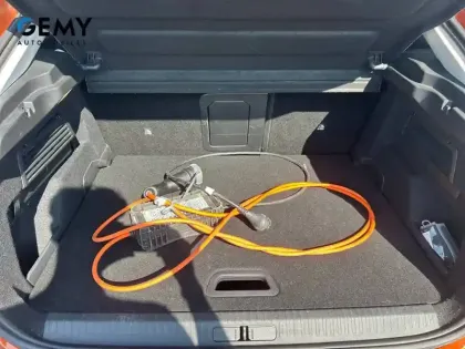 Photo 5 Citroën C4 e- 136 ch Automatique