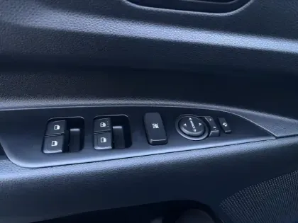 Photo 15 Kia Stonic  1.0 T-GDi 115 ch MHEV DCT7