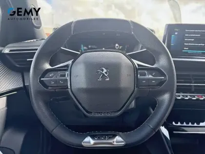 Photo 17 Peugeot 2008  Electrique 136 ch