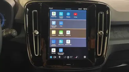 Photo 8 Volvo Xc40  Recharge 231 ch 1EDT