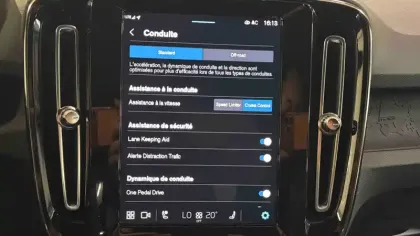 Photo 13 Volvo Xc40  Recharge 231 ch 1EDT