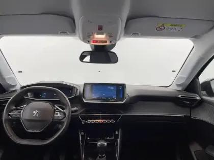 Photo 29 Peugeot 208  PureTech 100 S&S BVM6
