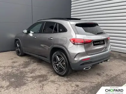 Photo 34 Mercedes GLA  250 e 8G-DCT