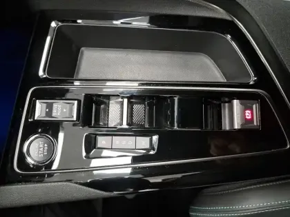 Photo 32 Peugeot 3008  BlueHDi 130ch S&S EAT8