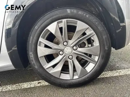 Photo 10 Peugeot 208  Electrique 50 kWh 136ch