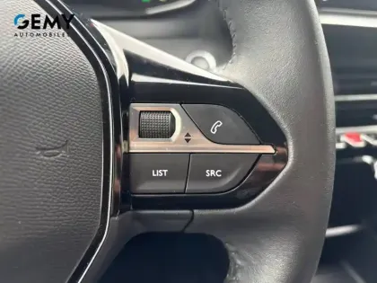 Photo 19 Peugeot 208  Electrique 50 kWh 136ch