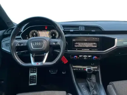 Photo 10 Audi Q3  Sportback 45 TFSIe  245 ch S tronic 6