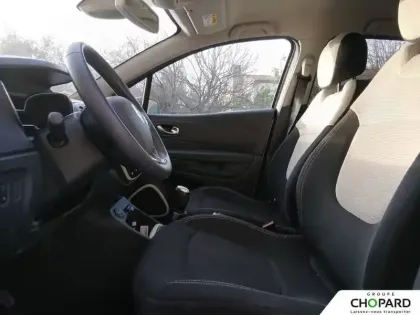 Photo 9 Renault Captur  TCe 90 - 19