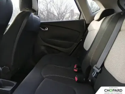 Photo 10 Renault Captur  TCe 90 - 19