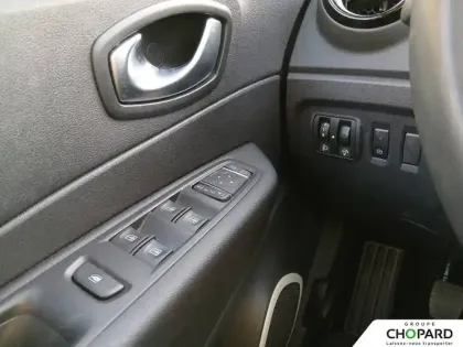 Photo 15 Renault Captur  TCe 90 - 19