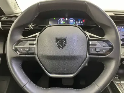 Photo 22 Peugeot 308  PHEV 180 e-EAT8