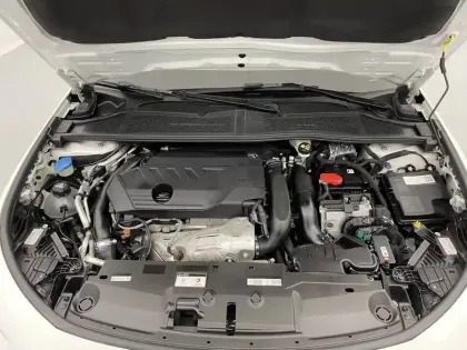 Photo 20 Peugeot 308  PHEV 180 e-EAT8