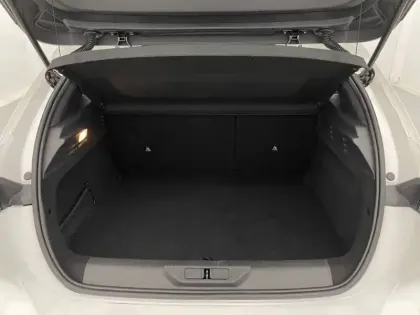 Photo 44 Peugeot 308  PHEV 180 e-EAT8