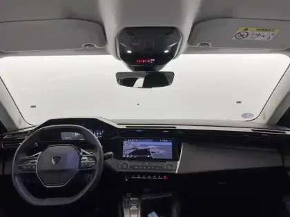 Photo 29 Peugeot 308  PHEV 180 e-EAT8