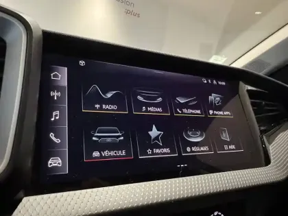 Photo 20 Audi A1  Sportback 30 TFSI 110 ch S tronic 7