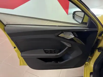 Photo 12 Audi A1  Sportback 25 TFSI 95 ch BVM5