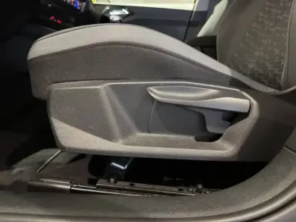 Photo 11 Audi A1  Sportback 25 TFSI 95 ch BVM5