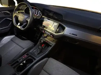 Photo 33 Audi Q3  Sportback 45 TFSIe 245 ch S tronic 6