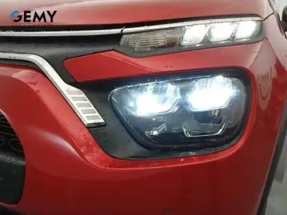 Photo 16 Citroën C3  BlueHDi 100 S&S BVM6