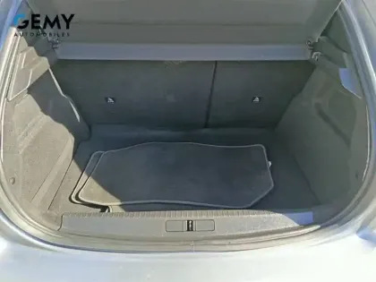 Photo 25 Peugeot 208 Gén. II Ph1 NG Style 5