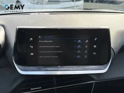 Photo 14 Peugeot 208  PureTech 100 S&S EAT8