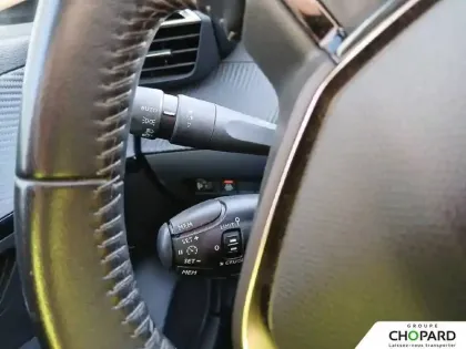 Photo 18 Peugeot 208  PureTech 75 S&S BVM5