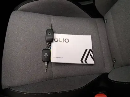 Photo 38 Renault Clio  TCe 90 ch GSR2