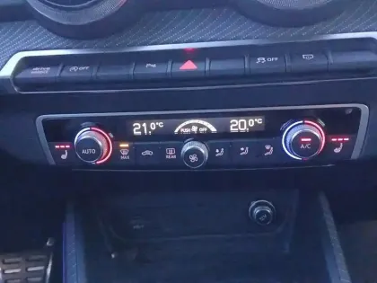 Photo 25 Audi Q2  35 TFSI 150 S tronic 7