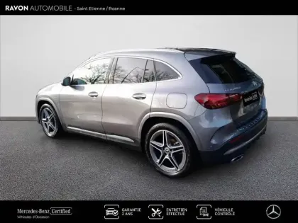 Photo 13 Mercedes GLA  200 d 8G-DCT