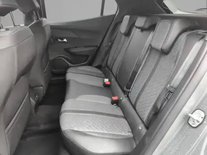 Photo 11 Peugeot 2008  Hybrid 145 e-DCS6